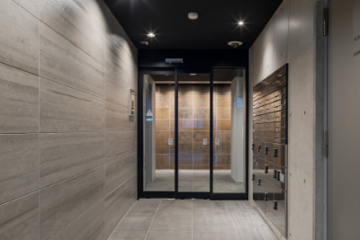 世田谷区某マンション 風除室